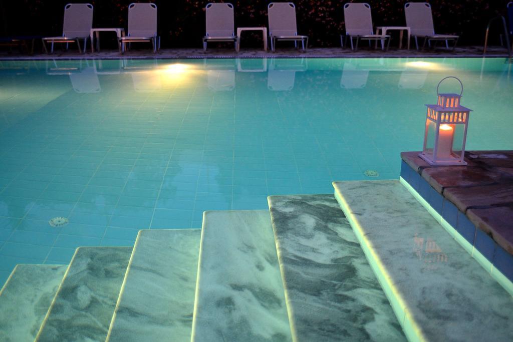 Filorian Hotel Apartments Acharavi  Exteriér fotografie