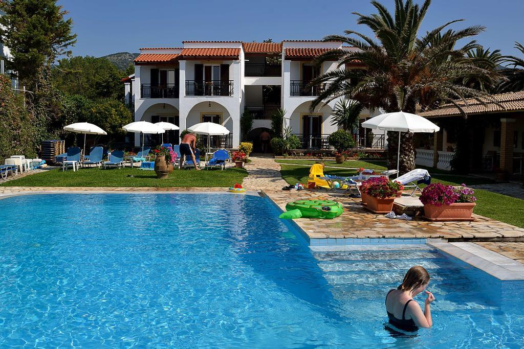 Filorian Hotel Apartments Acharavi  Exteriér fotografie