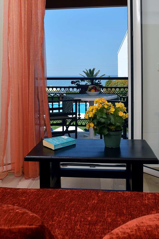 Filorian Hotel Apartments Acharavi  Pokoj fotografie